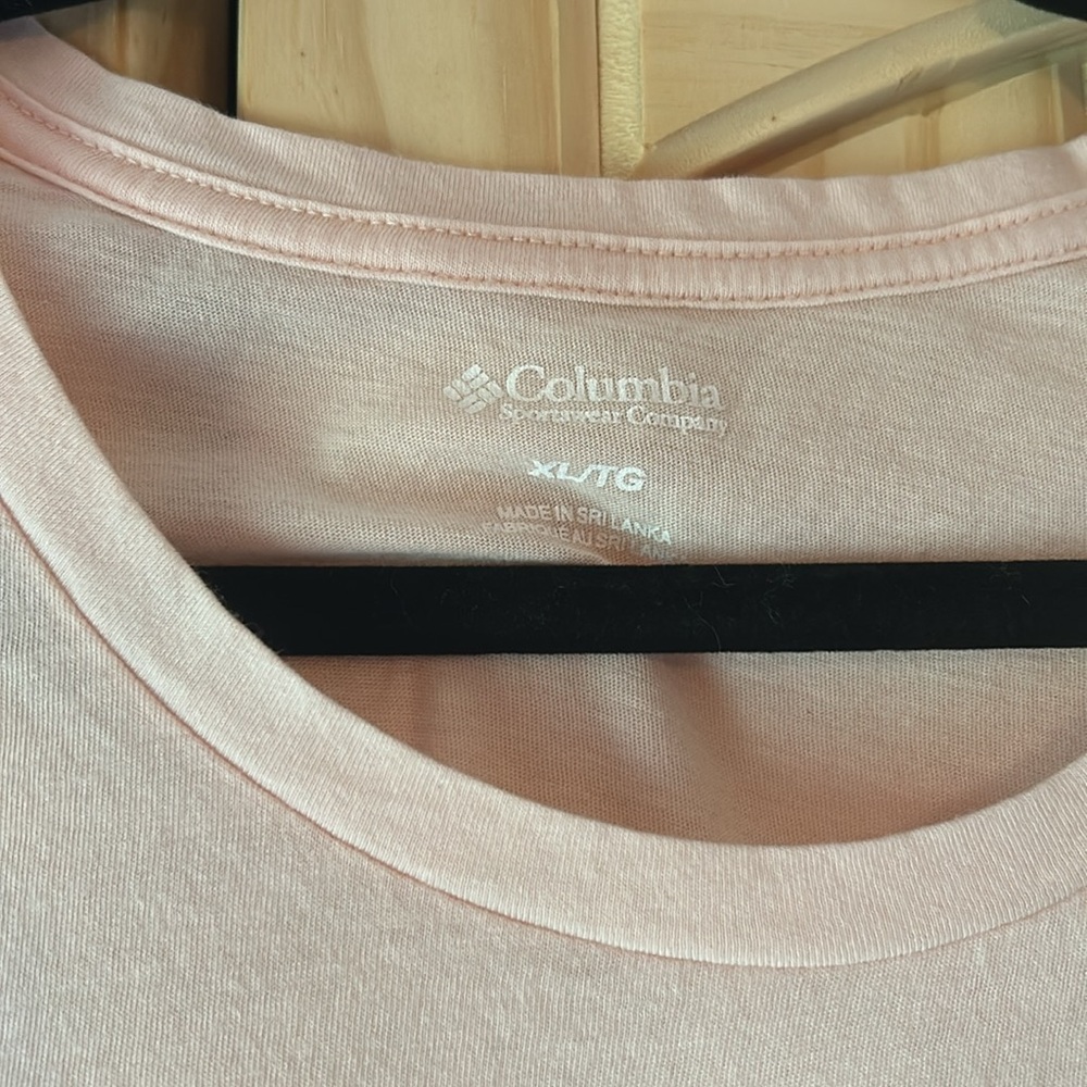Columbia Pink Short Sleeve Tee Shirt Size XL - Picture 3 of 4